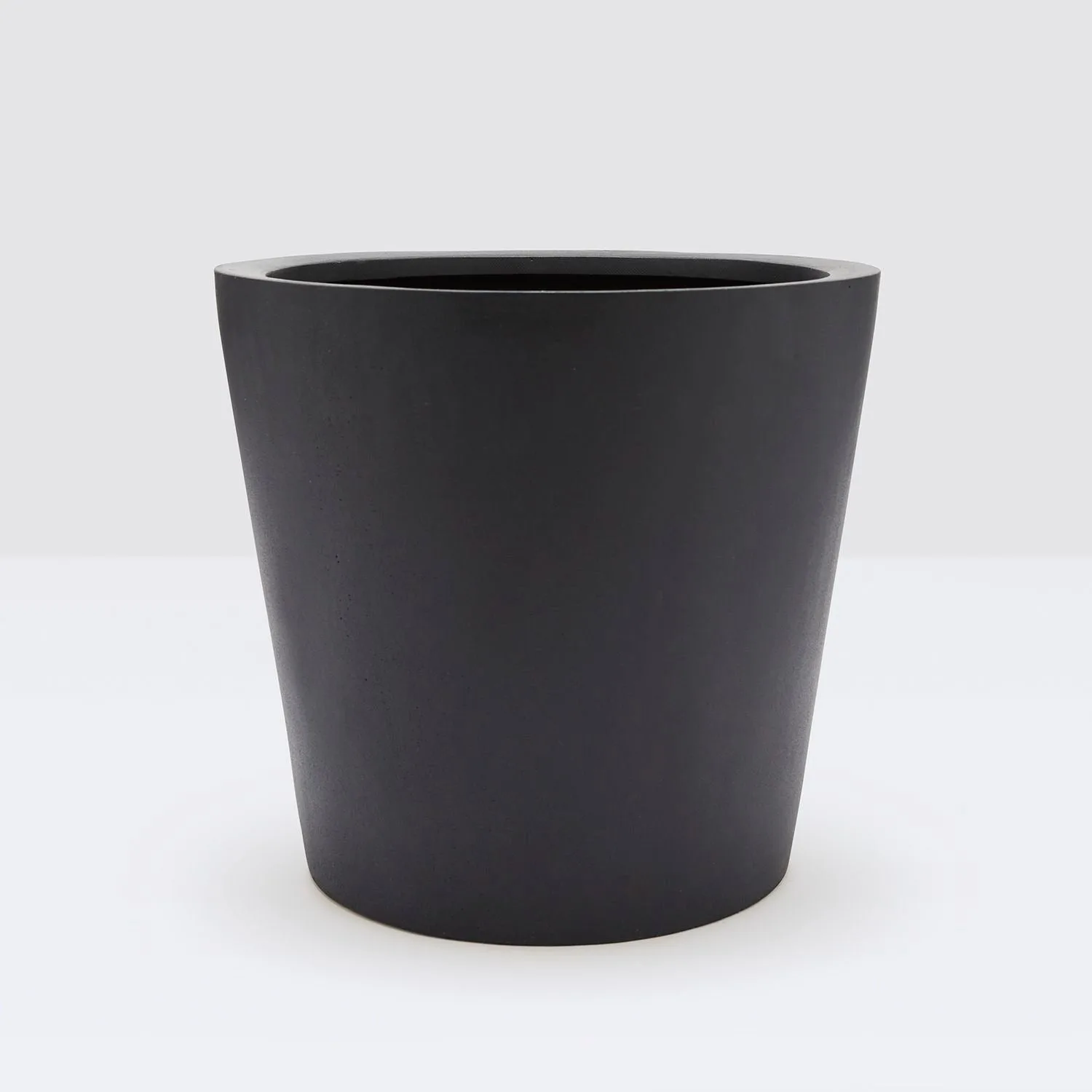 Fibrestone bucket pot